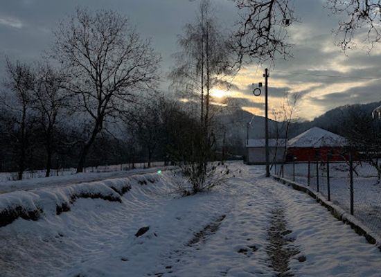ukraine/dragobrat/attraction/luzhok