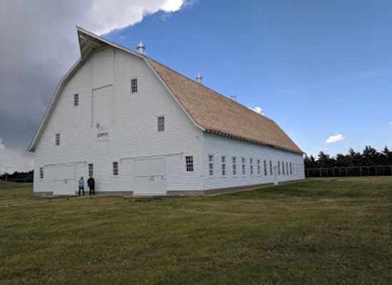 kansas/eastern-kansas/attraction/cooper-barn
