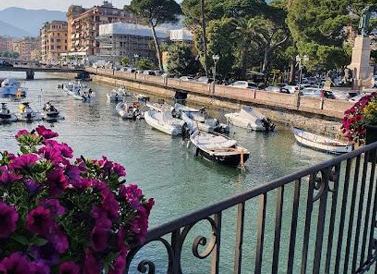 italy/genoa/attraction/molo-duca-degli-abruzzi