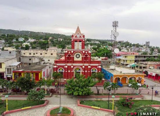 haiti/nippes/attraction/cathedral-of-saint-louis-roi-of-france