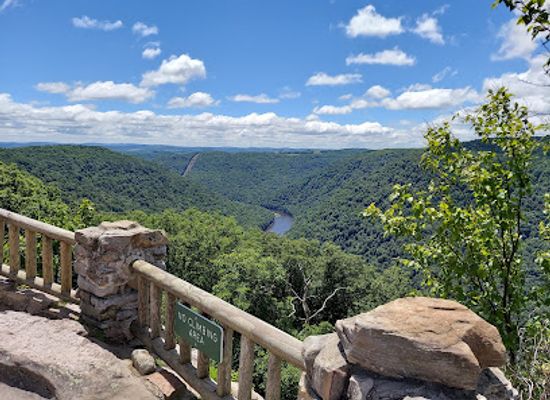 west-virginia/coopers-rock-state-forest/attraction/coopers-rock