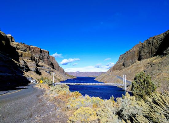 oregon/cascade-lakes-scenic-byway/attraction/dee-wright-observatory