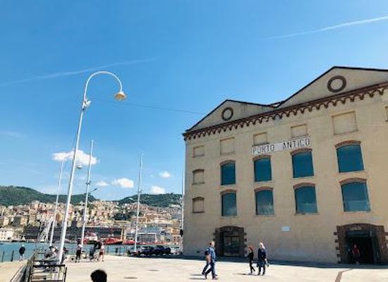italy/genoa/attraction/centro-congressi-porto-antico
