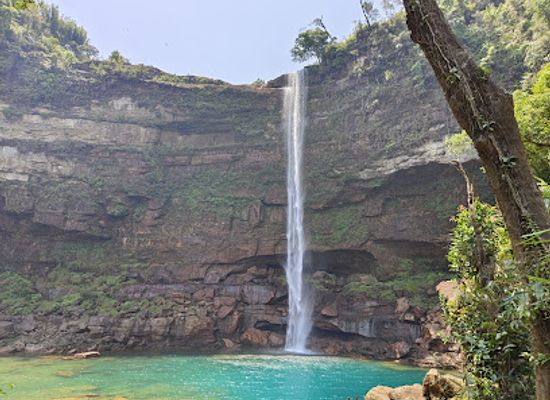 india/northeast-india/attraction/phe-phe-fall