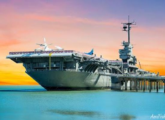 texas/port-aransas/attraction/uss-lexington