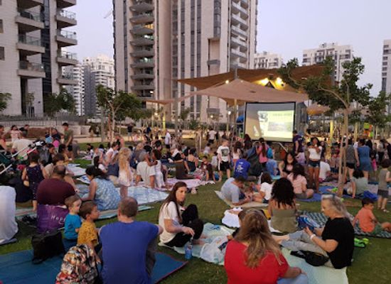 israel/hod-hasharon/attraction/public-garden