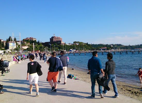 slovenia/portoroz/attraction/park-sonce