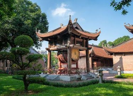vietnam/hanoi/attraction/temple-of-literature