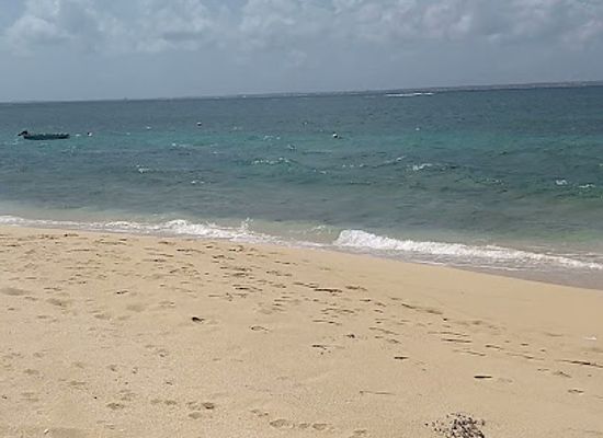 sint-maarten/le-galion-beach/attraction/chocolate-beach