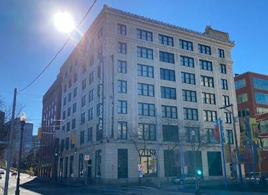 west-virginia/weirton/attraction/the-andy-warhol-museum
