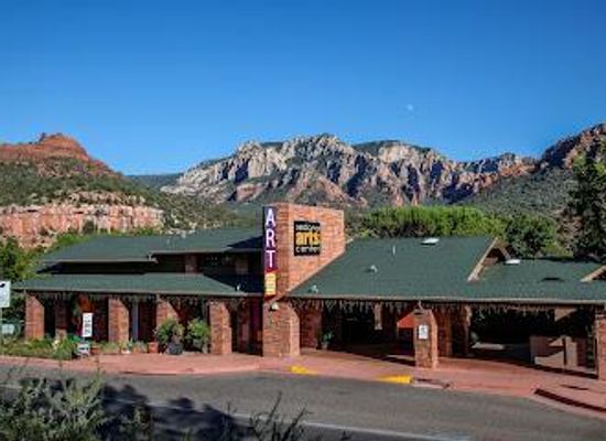 arizona/red-rock-country/attraction/sedona-arts-center