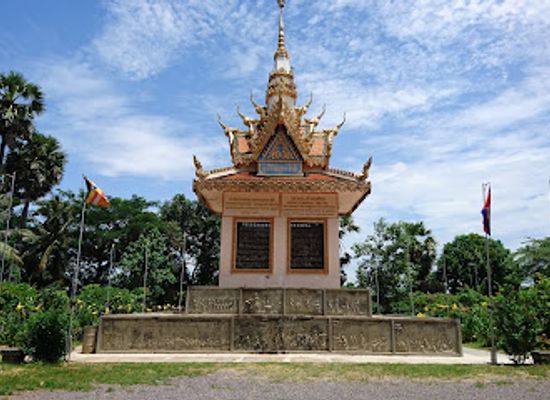 cambodia/battambang/attraction/samrong-knong-killing-field