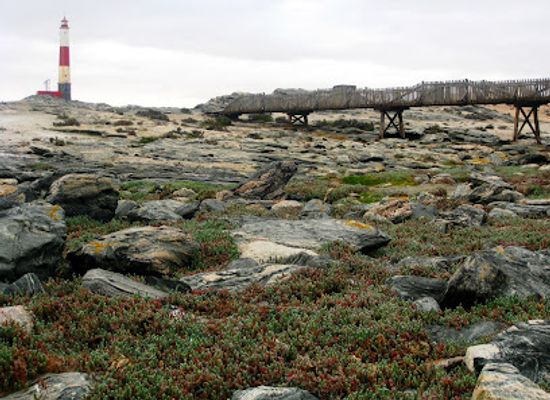 namibia/luderitz/attraction/site-of-original-dias-cross