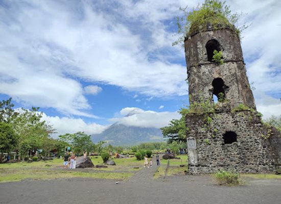 philippines/legazpi/attraction/mayon-volcano-natural-park