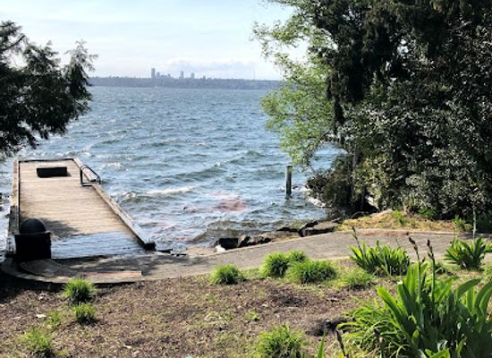 washington/bellevue/crossroads/attraction/burrows-landing