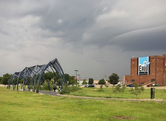 oklahoma/enid/attraction/under-her-wing-was-the-universe