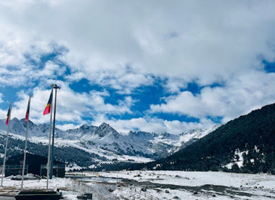 andorra/grau-roig/attraction/view-point-of-andorra-flag-and-mts