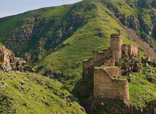 georgia/vardzia/attraction/seytan-castle