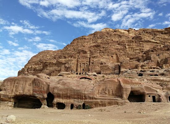 jordan/ma-an-plateau/attraction/royal-tombs