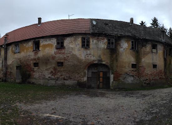croatia/zagorje/attraction/lower-oroslavje-castle