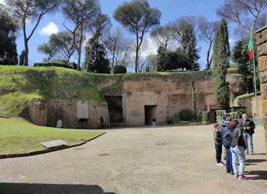 italy/via-francigena/attraction/mausoleo-delle-fosse-ardeatine