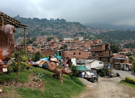 colombia/los-llanos/attraction/aula-ambiental-cerro-de-los-valores
