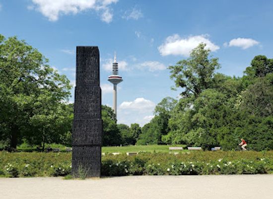 germany/frankfurt/attraction/gruneburg-park