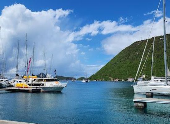 british-virgin-islands/tortola/attraction/soper-s-hole-wharf-marina