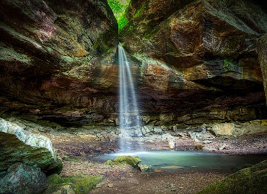 arkansas/ozark-national-forest/attraction/pam-s-grotto