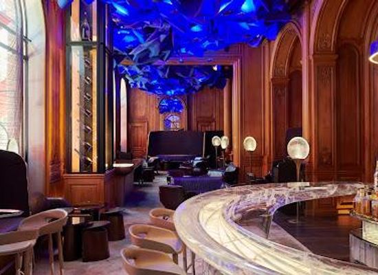 france/paris/attraction/le-bar