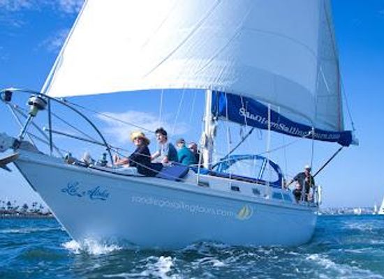 california/san-diego-county/attraction/san-diego-sailing-tours
