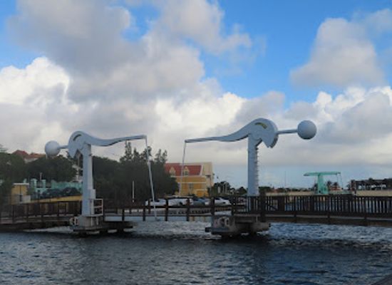 curacao/scharloo/attraction/leonard-b-smith-brug