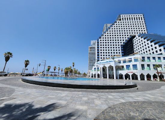 israel/tel-aviv/attraction/opera-square