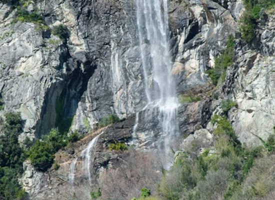 greece/mount-pelion/attraction/waterfall