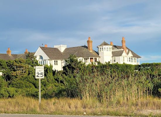 new-york/the-hamptons/attraction/dune-beach