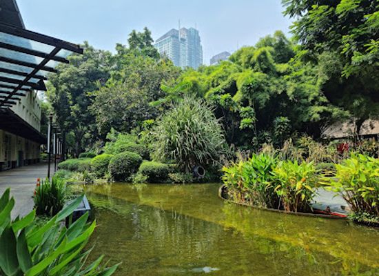 philippines/manila/makati/attraction/greenbelt-park