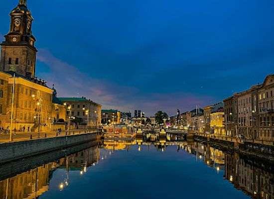 sweden/gothenburg-archipelago/attraction/stora-hamnkanalen