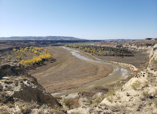 north-dakota/badlands/attraction/maah-daah-hey-trail-tom-s-wash-trailhead