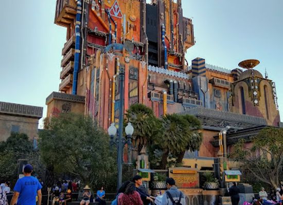 california/anaheim/anaheim-resort/attraction/disneyland-resort