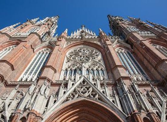 argentina/la-plata/attraction/catedral-de-la-plata
