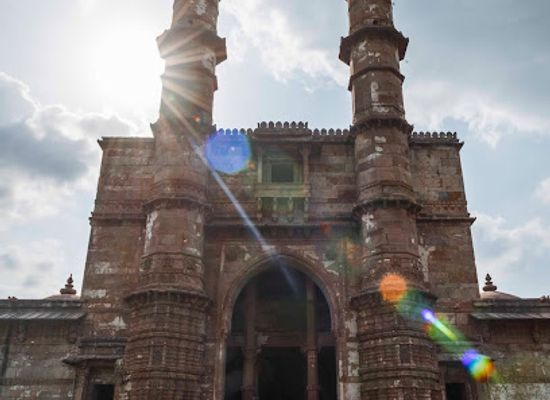 india/western-india/attraction/champaner-fort