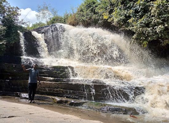 uganda/arua/attraction/miriadua-falls