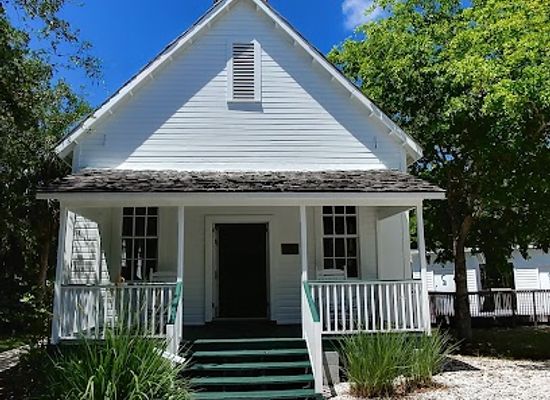 florida/sanibel-island/attraction/sanibel-historical-museum-and-village