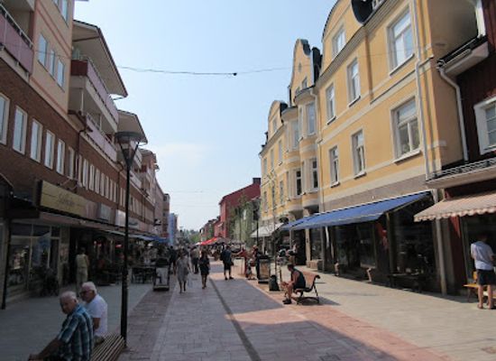 sweden/dalarna/attraction/kyrkogatan