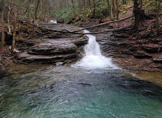 virginia/grayson-highlands-state-park/attraction/devil-s-bathtub