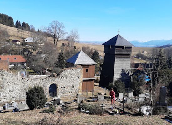 slovakia/liptov/attraction/gothic-st-anne-s-church-ruins