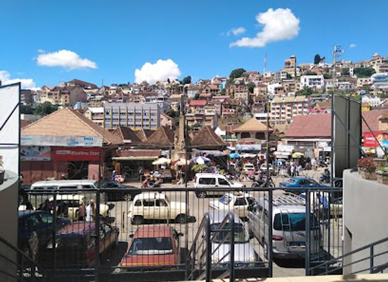madagascar/analamanga/attraction/analakely-market