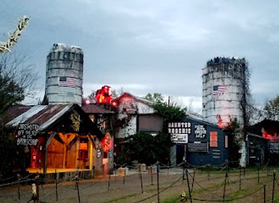 ohio/southwest-ohio/attraction/haunted-hoochie