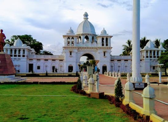 india/tripura/attraction/tripura-state-museum
