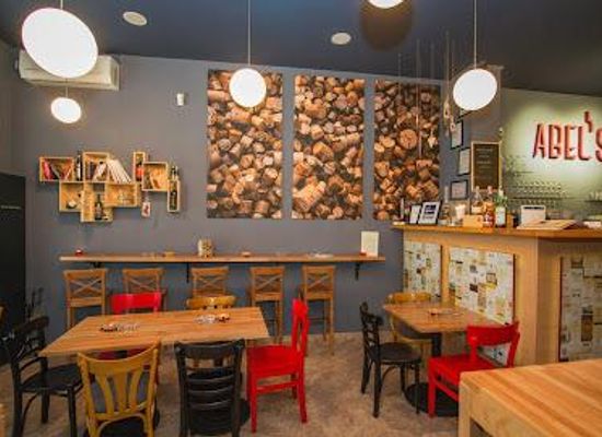 romania/bucharest/attraction/abel-s-wine-bar